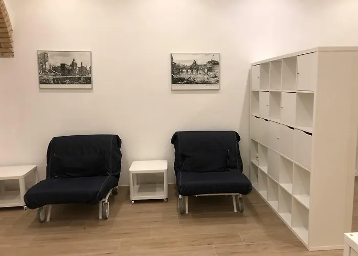 San Lorenzo University Flat